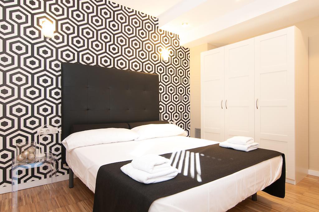 Blue Apartments Βαρκελώνη Δωμάτιο φωτογραφία